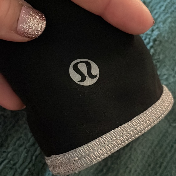 FREE with any purchase Lululemon Storage Armband - Picture 7 of 7